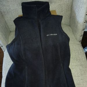 Columbia Vest